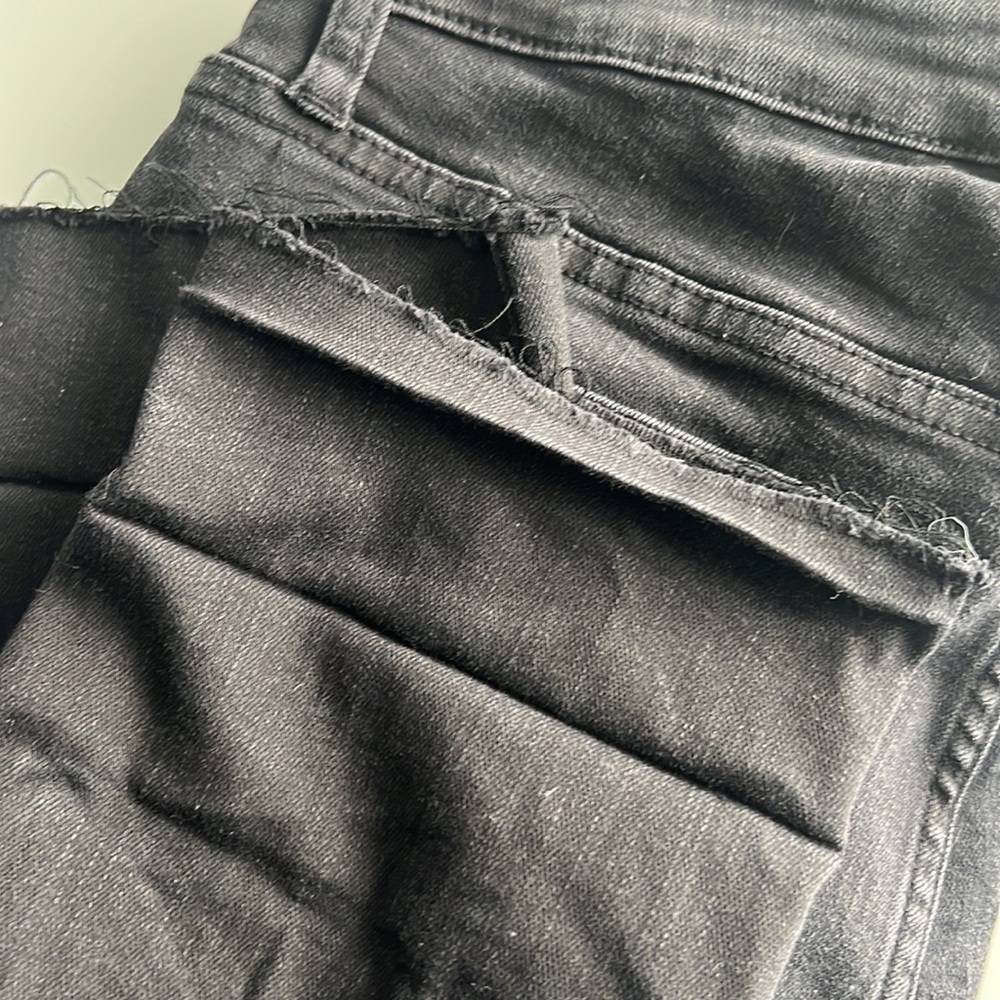 JUDY BLUE Slim Fit Stepped Distressed & Hem Jeans in Black Size 9/29 #JB88137 - Picture 9 of 10